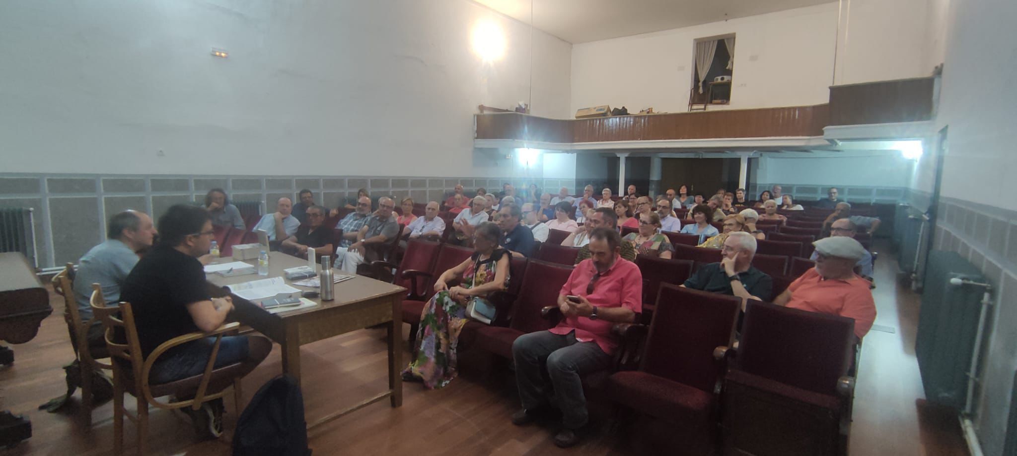 Jacinto Toryho “regresa” a Villanueva del Campo a través de una emocionante conferencia.