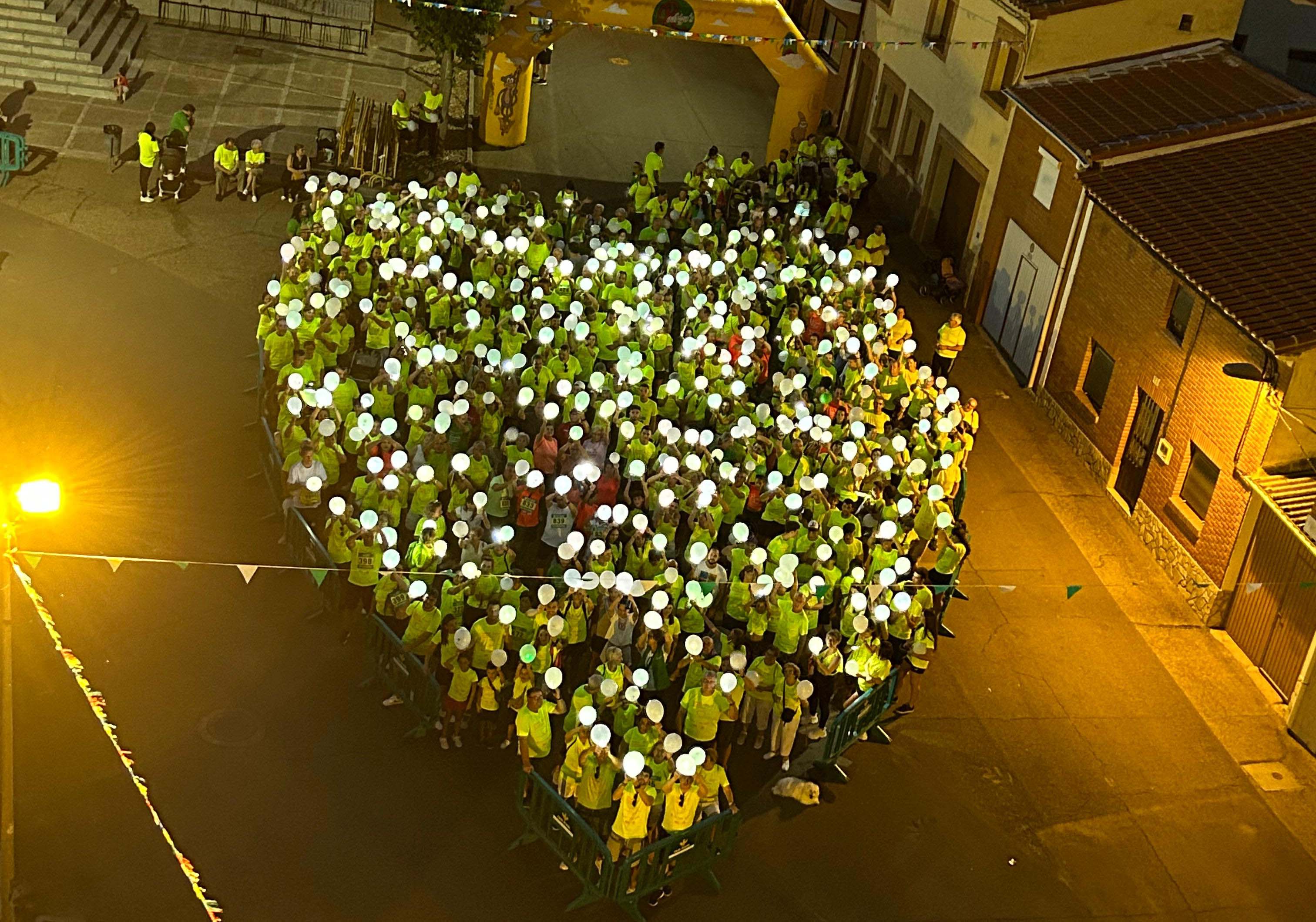 Marcha nocturna contra el cáncer en Coreses 