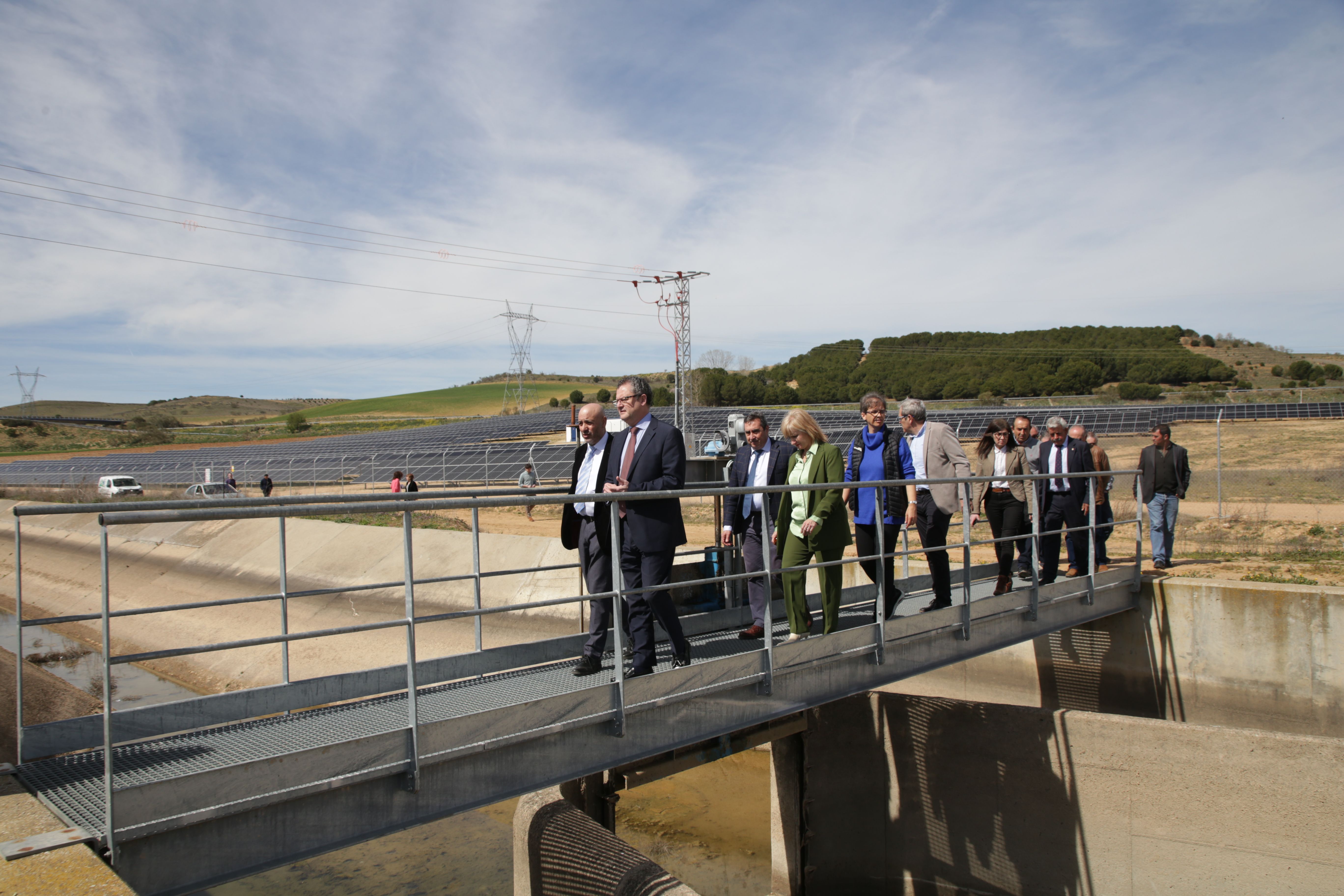 ICAL . El consejero de Agricultura, Ganadería y Desarrollo Rural, Gerardo Dueñas, visita las obras en la Comunidad de Regantes del Canal Toro-Zamora.