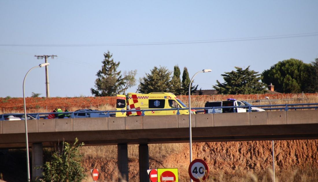 Varios heridos en una fuerte colisión en la A 62 a la altura de Villares de la Reina. Salamanca24Horas