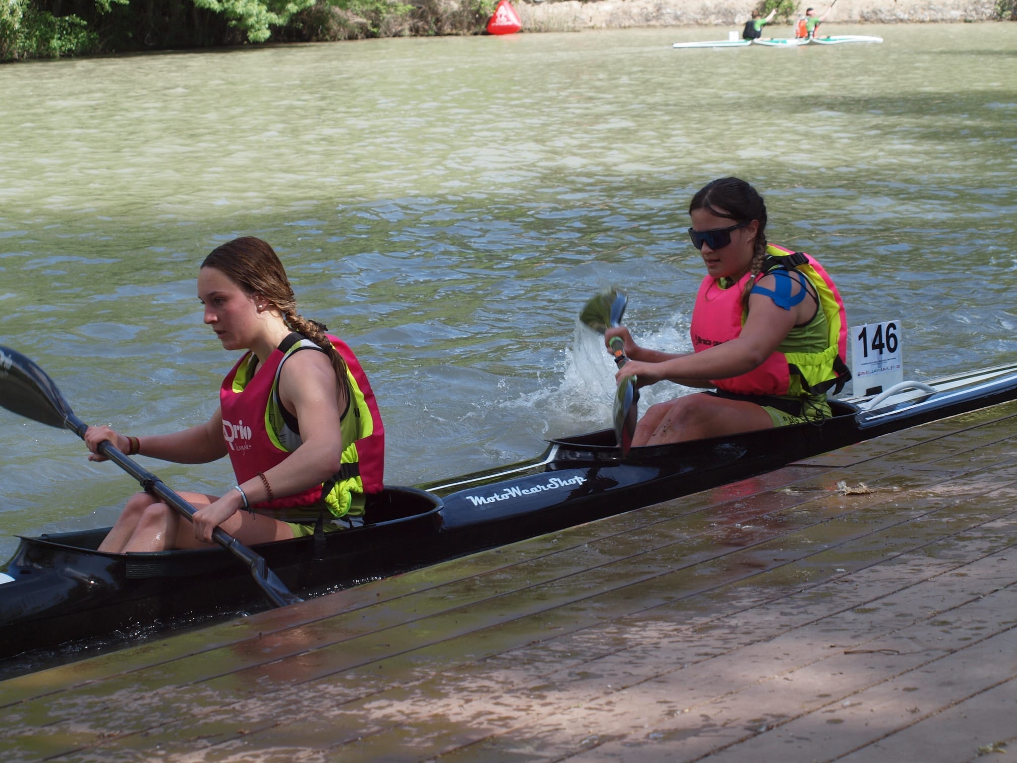 Marina Giralda y Nikol Giorgeva colocan en el pódium al Piragüismo Duero en la Copa de España de Maratón