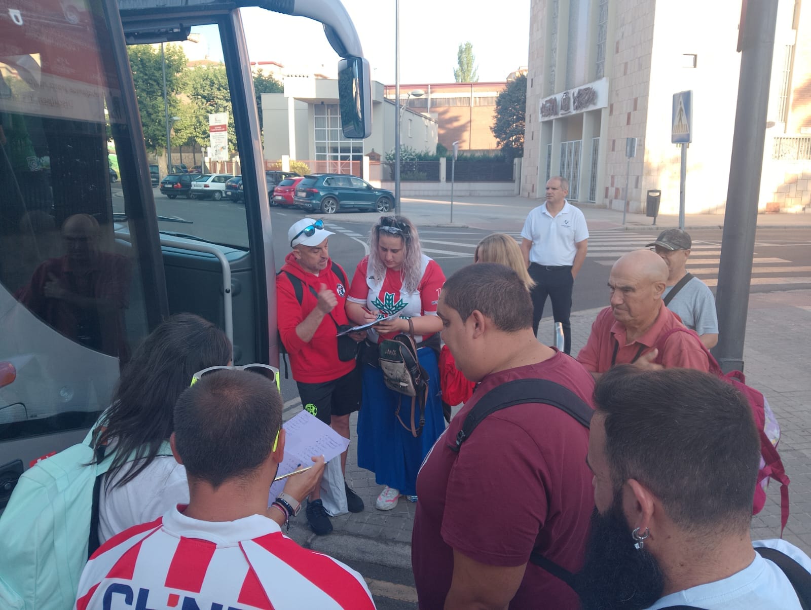 El Zamora CF no caminará solo en su debut en Pamplona 