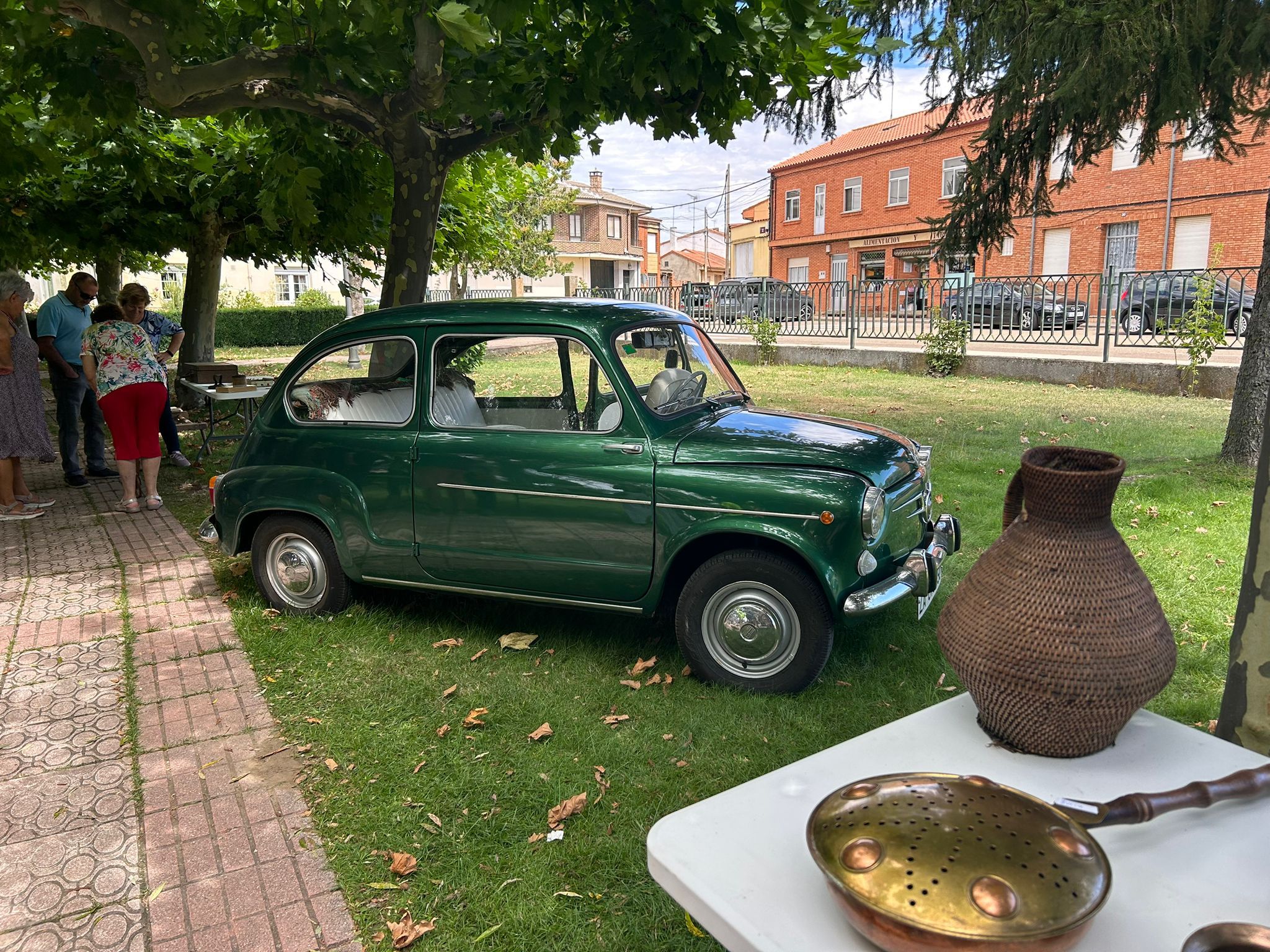 Exposición de antigüedades en Santa Croya