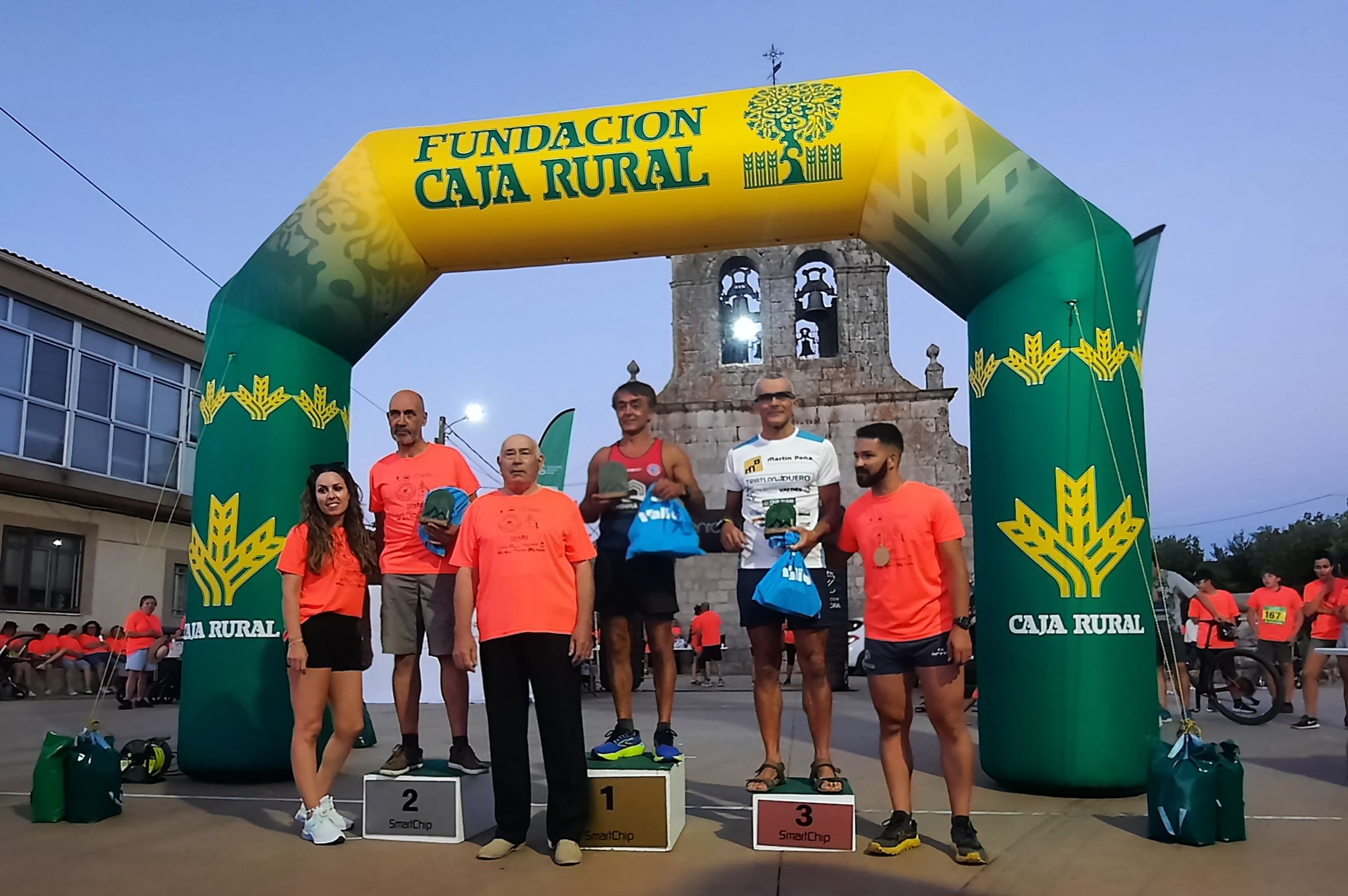 Ceferino Francisco, del Triatlón Duero, se sube al pódium en la I Carrera-Subida al Cerro Santo de Luelmo.