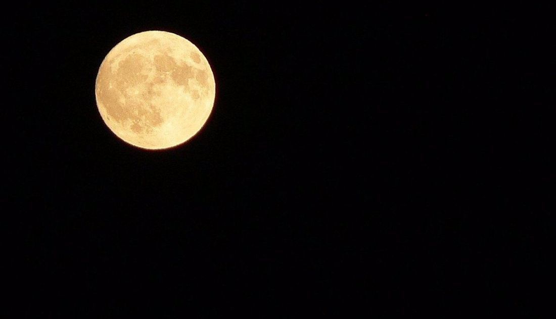 Luna de cosecha. Foto EP