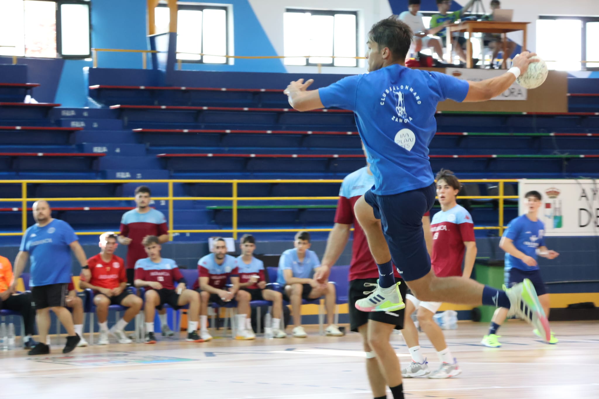 Partido amistoso del Balonmano Zamora y Ademar León B