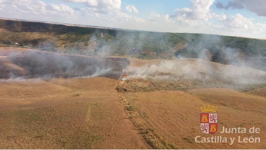 Incendio a las afueras de Zamora. JCYL