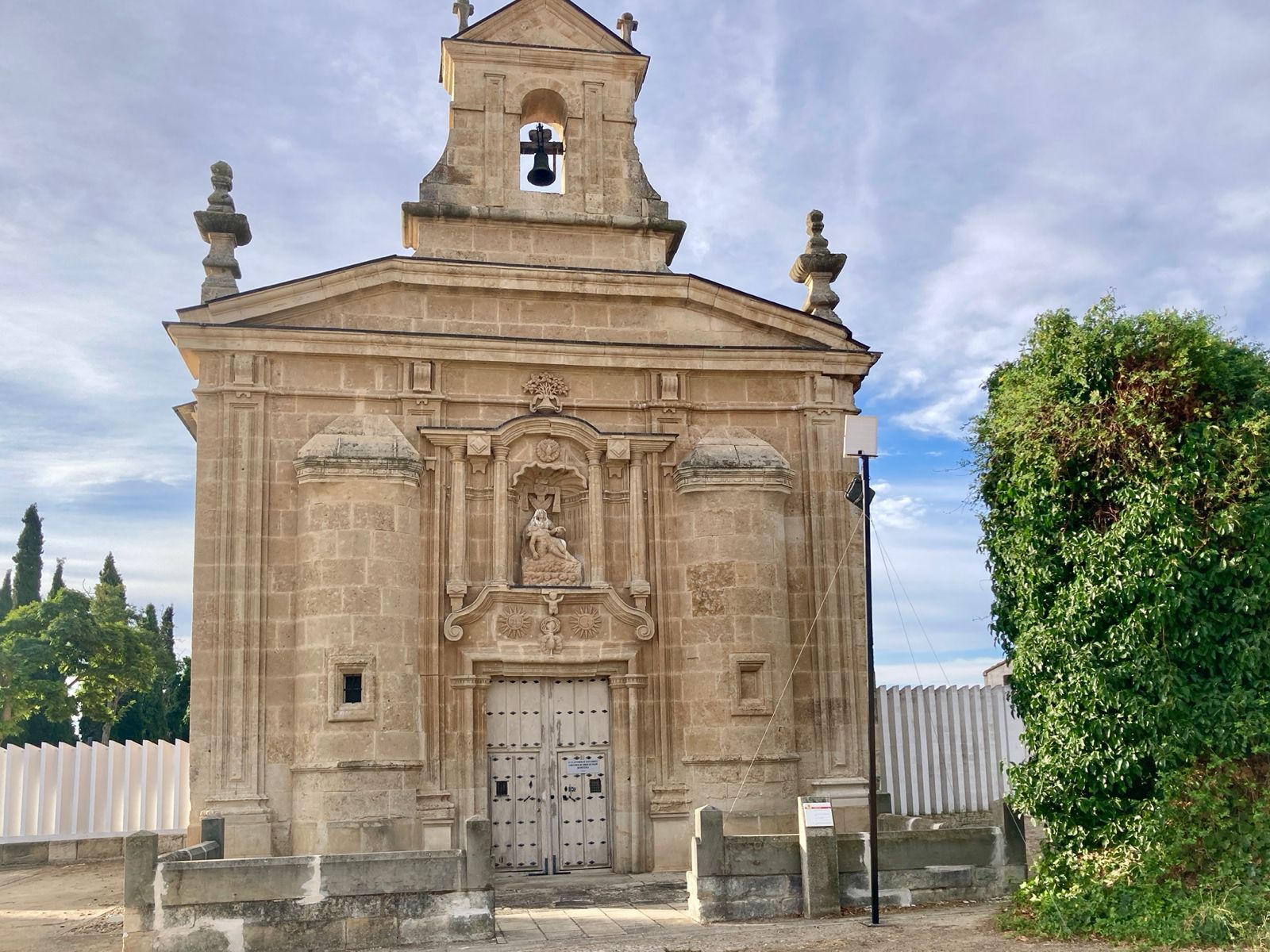 Ermita de Corrales del Vino