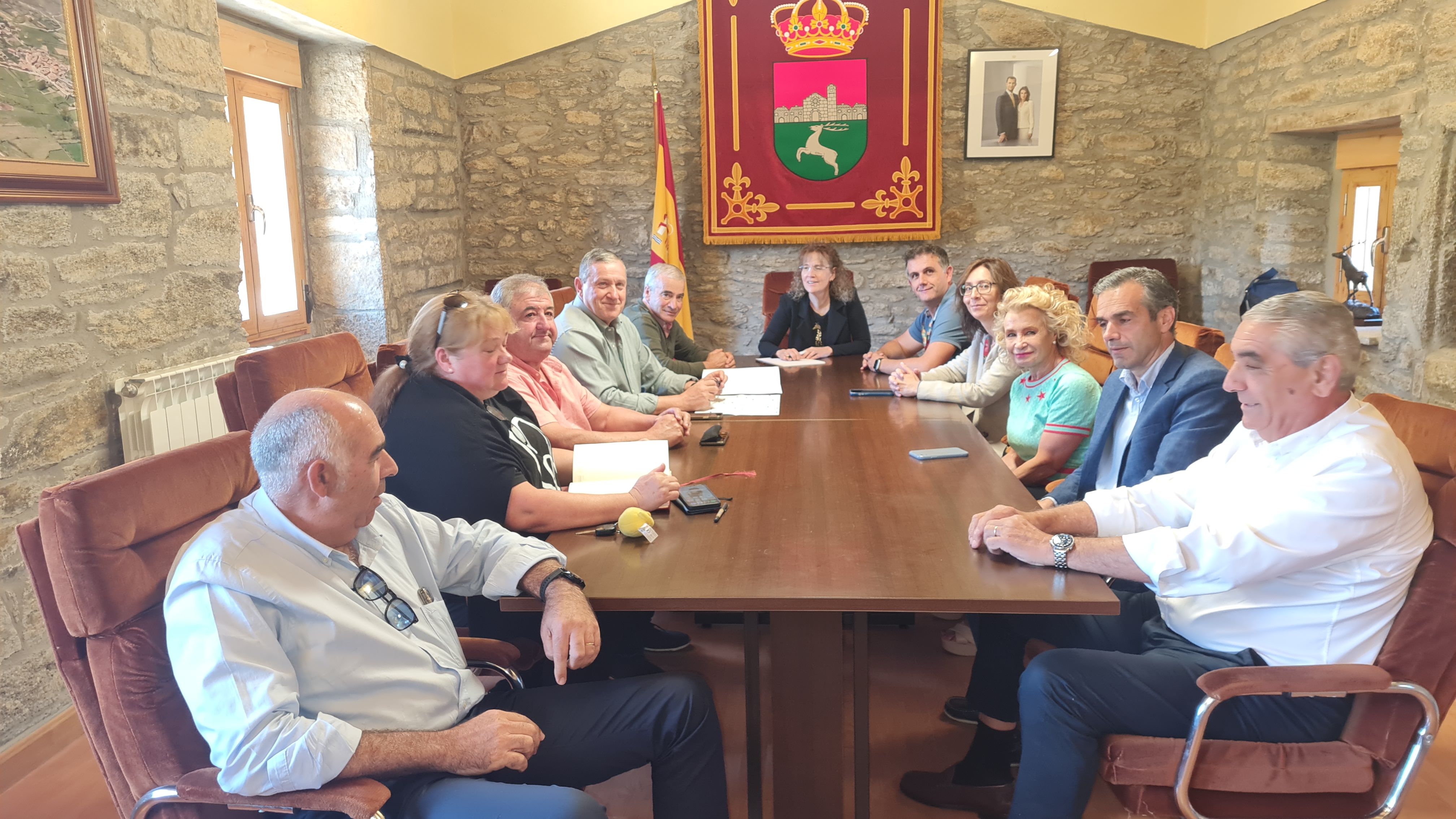 Reunión alcaldes Sierra de la Culebra Diputación de Zamora.