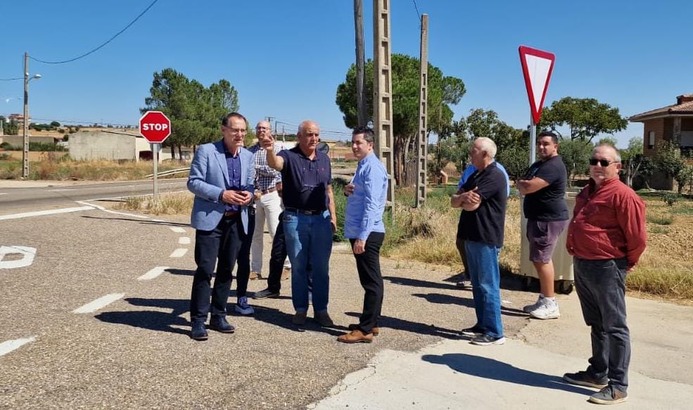 Ángel Blanco en su visita a Castrogonzalo