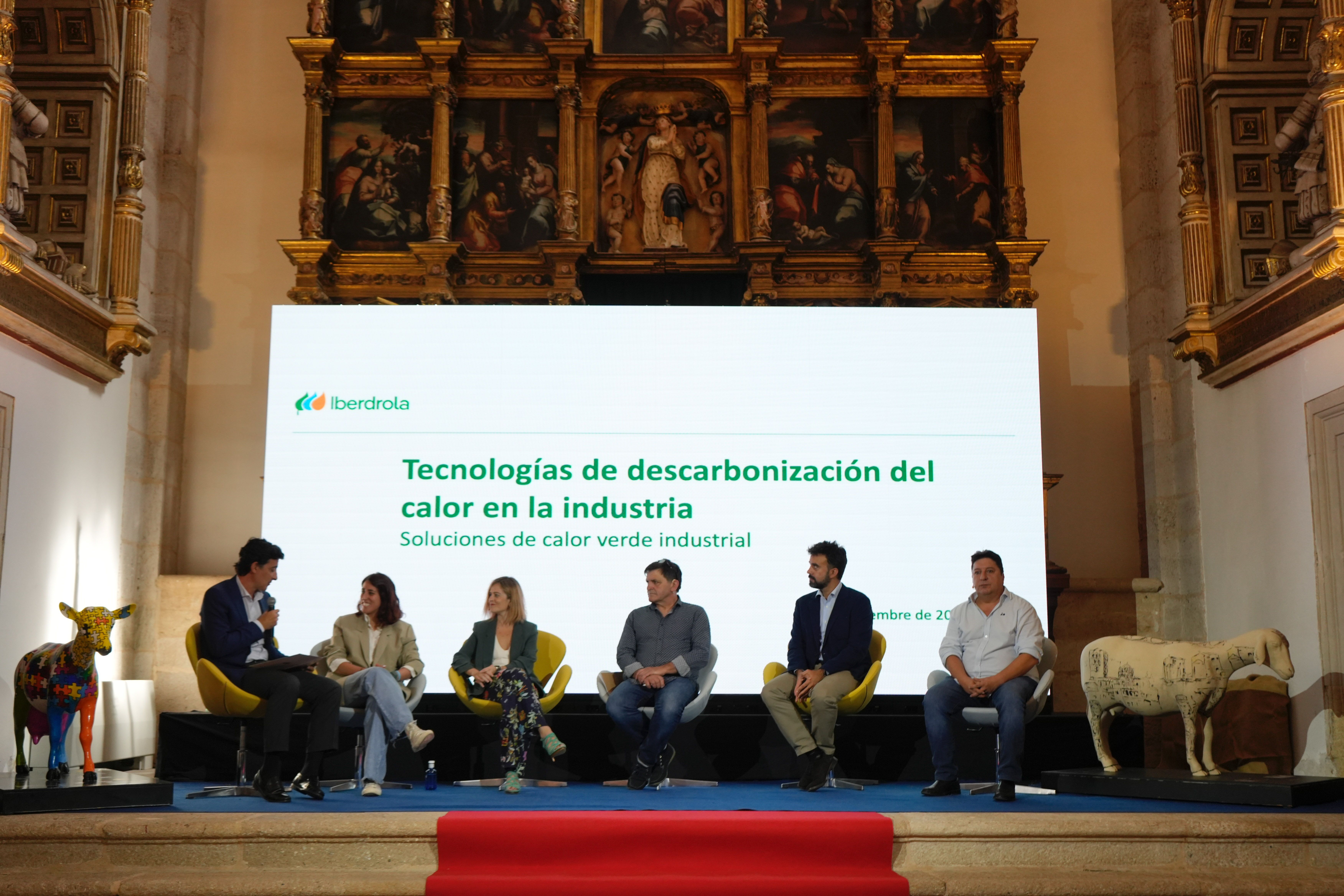 Mesa redonda celebrada en la Encarnación 