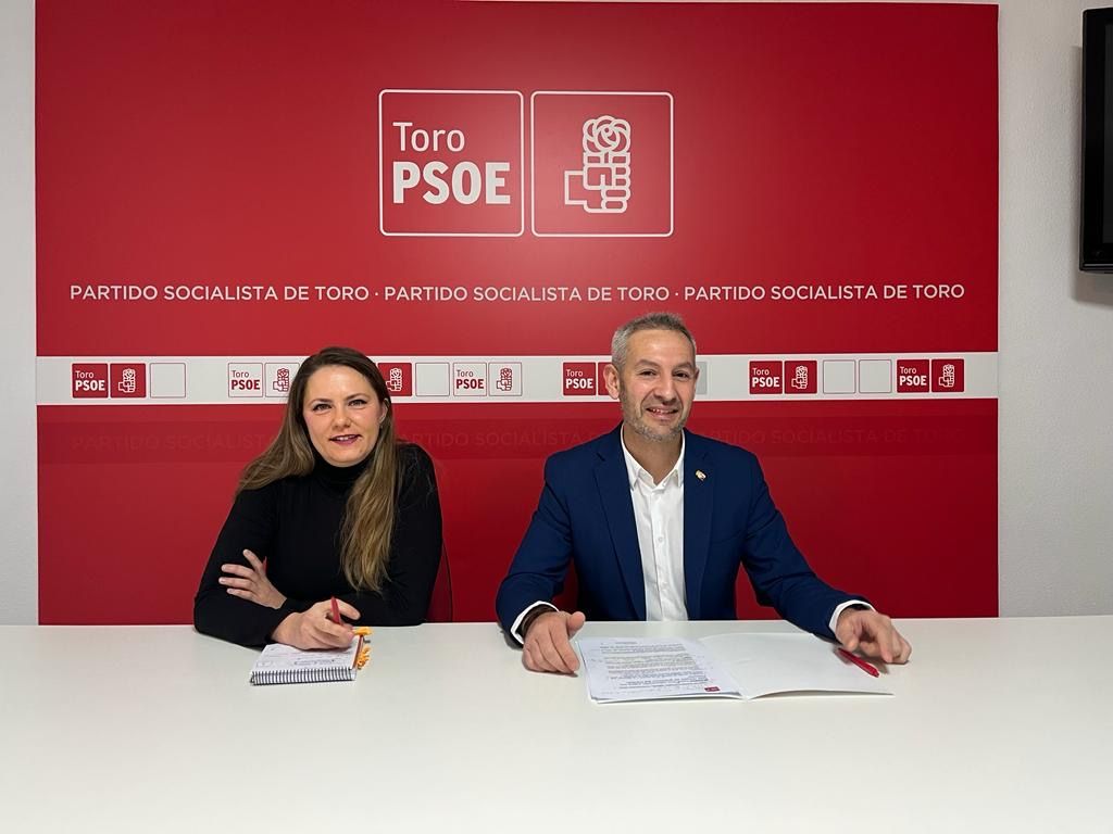 Maria Velasco y Carlos Rodriguez. PSOE Toro