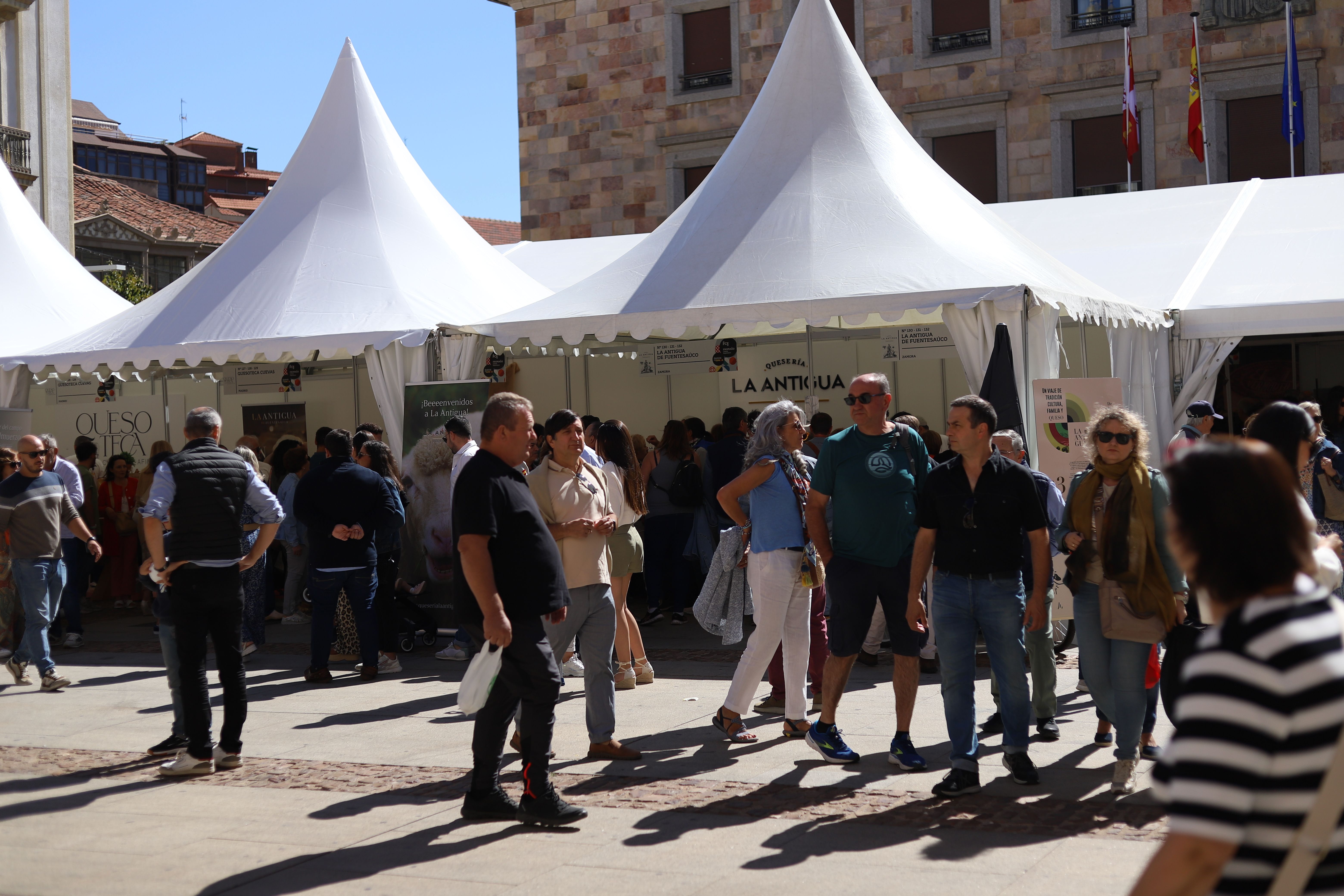 Zamora se llena hasta hasta la bandera por la Feria Fromago 2024 Fotos: María Lorenzo