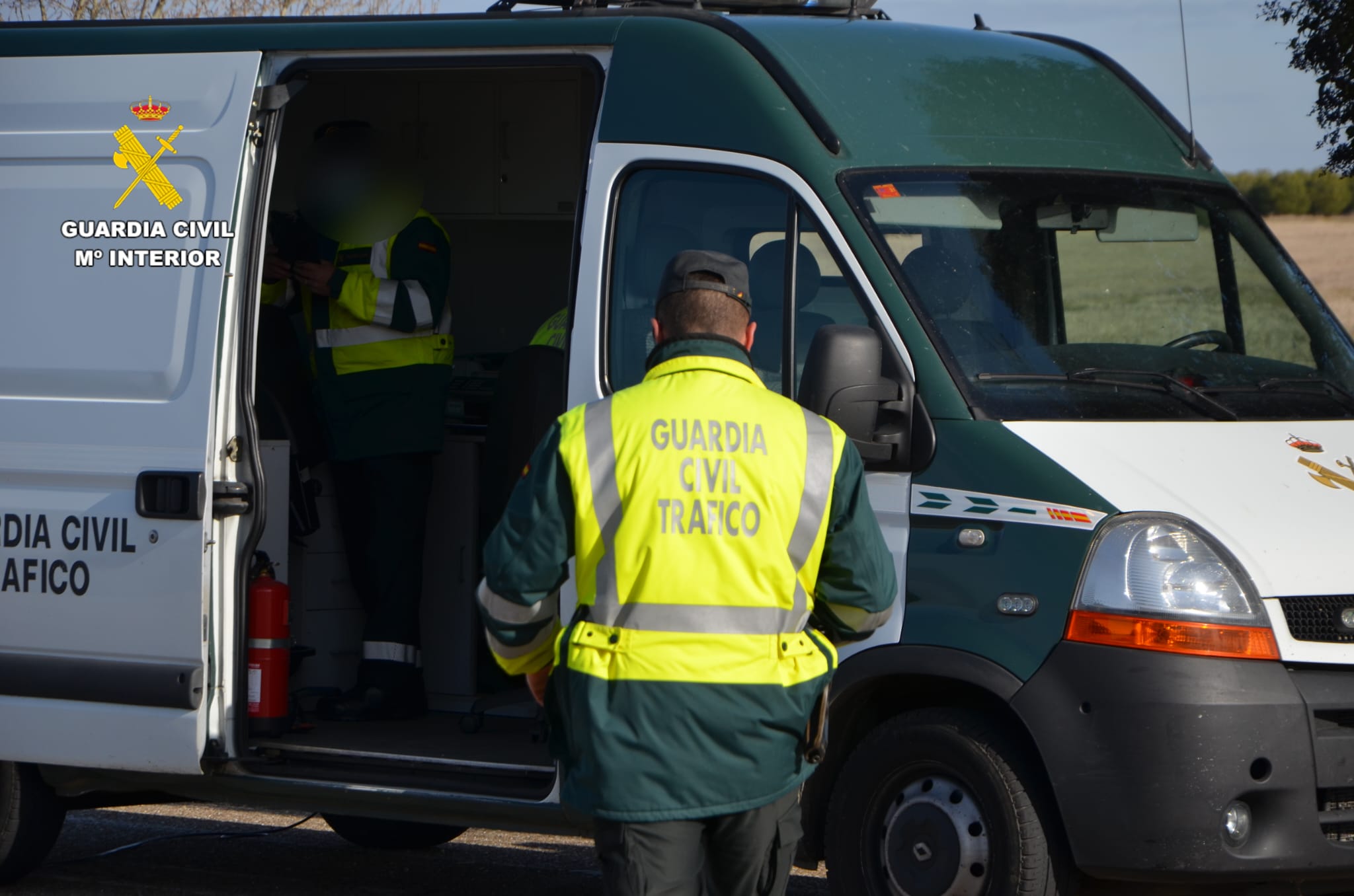 Se da a la fuga tras embestir a la Guardia Civil de Zamora: conducía drogado y sin carnet 