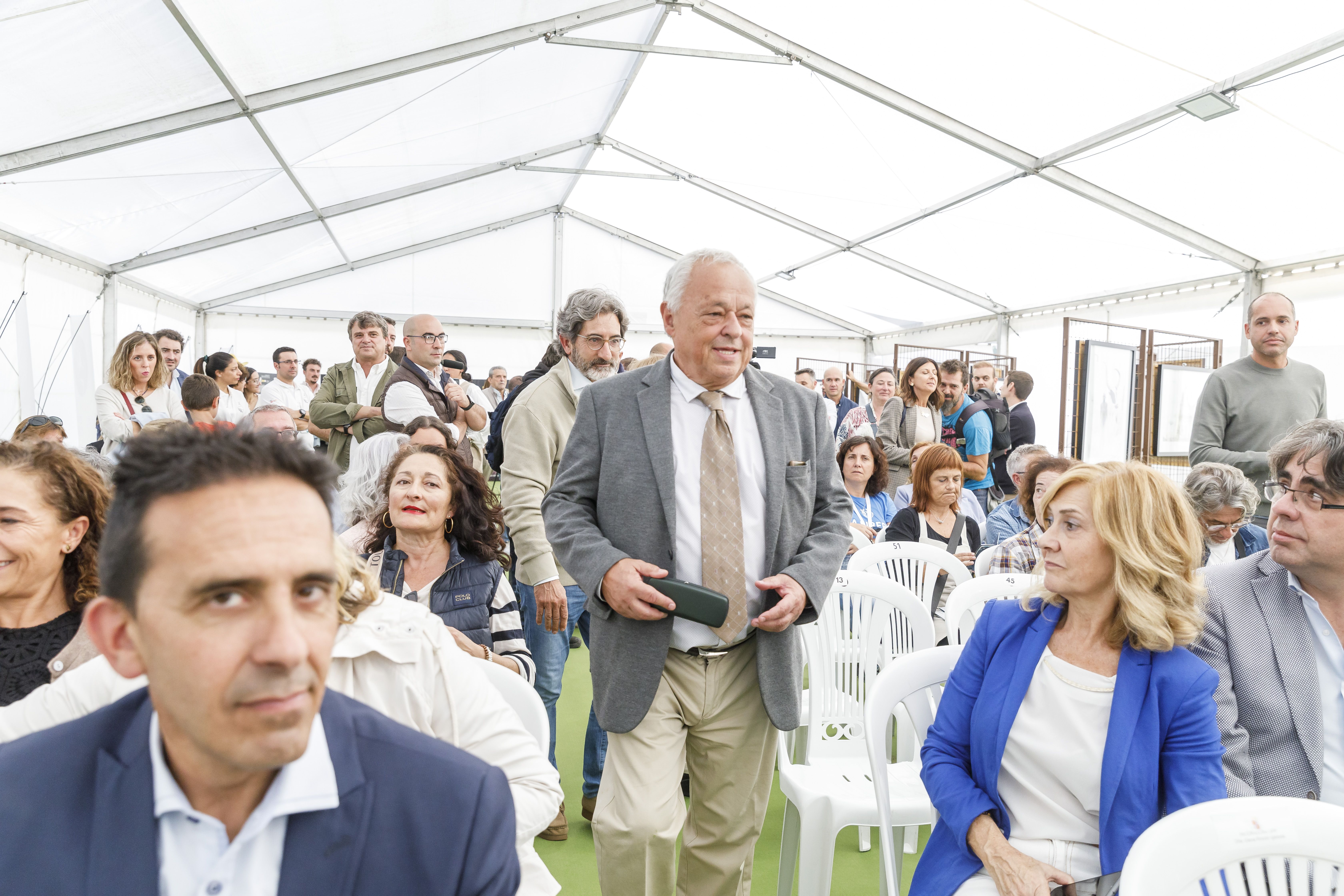 El consejero de Cultura, Turismo y Deporte, Gonzalo Santonja; durante la inauguración de la VII Feria Internacional de Ecoturismo de Castilla y León, Naturcyl 2024