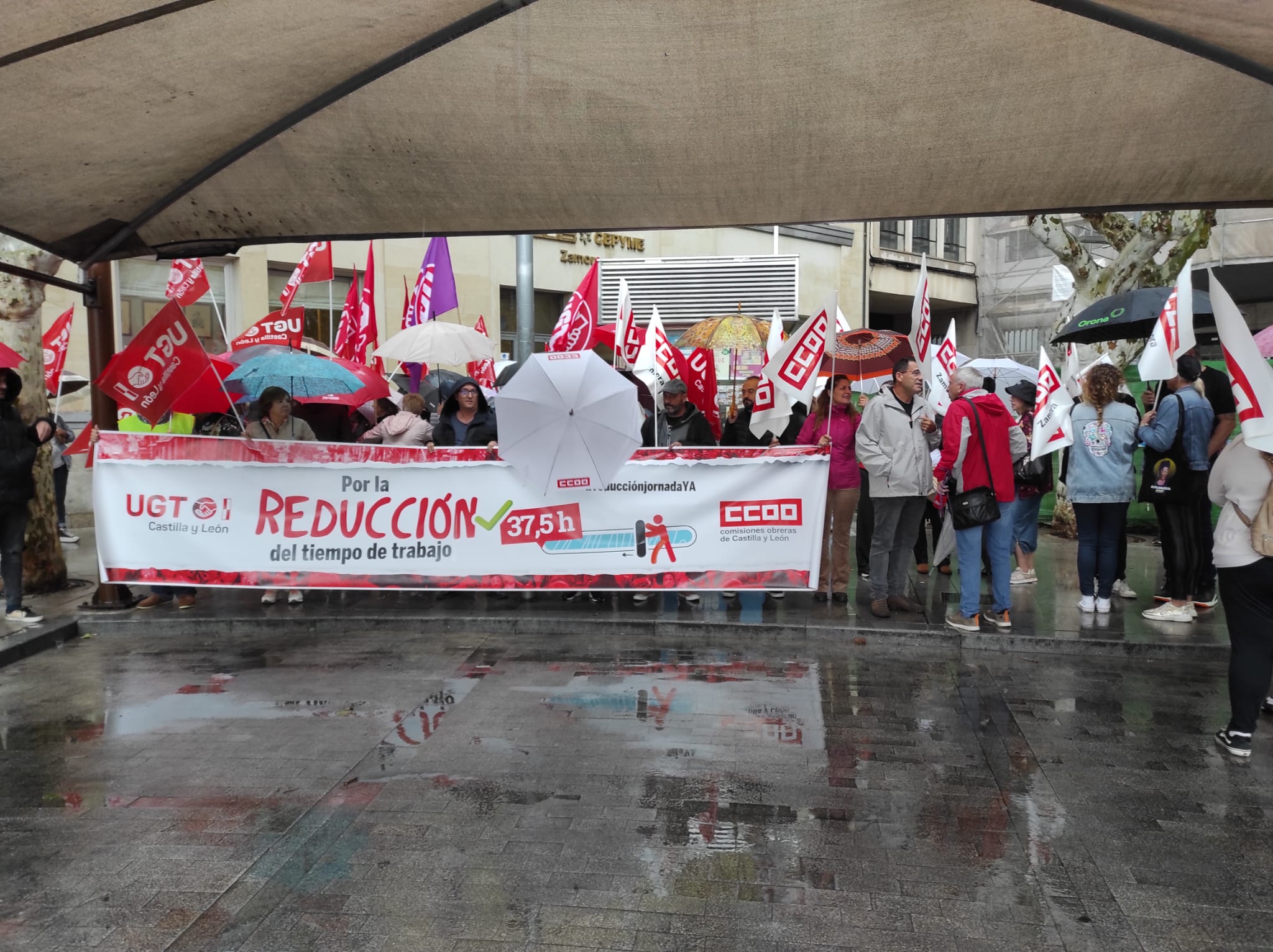 Movilización Zamora reducción jornada laboral. UGT CCOO