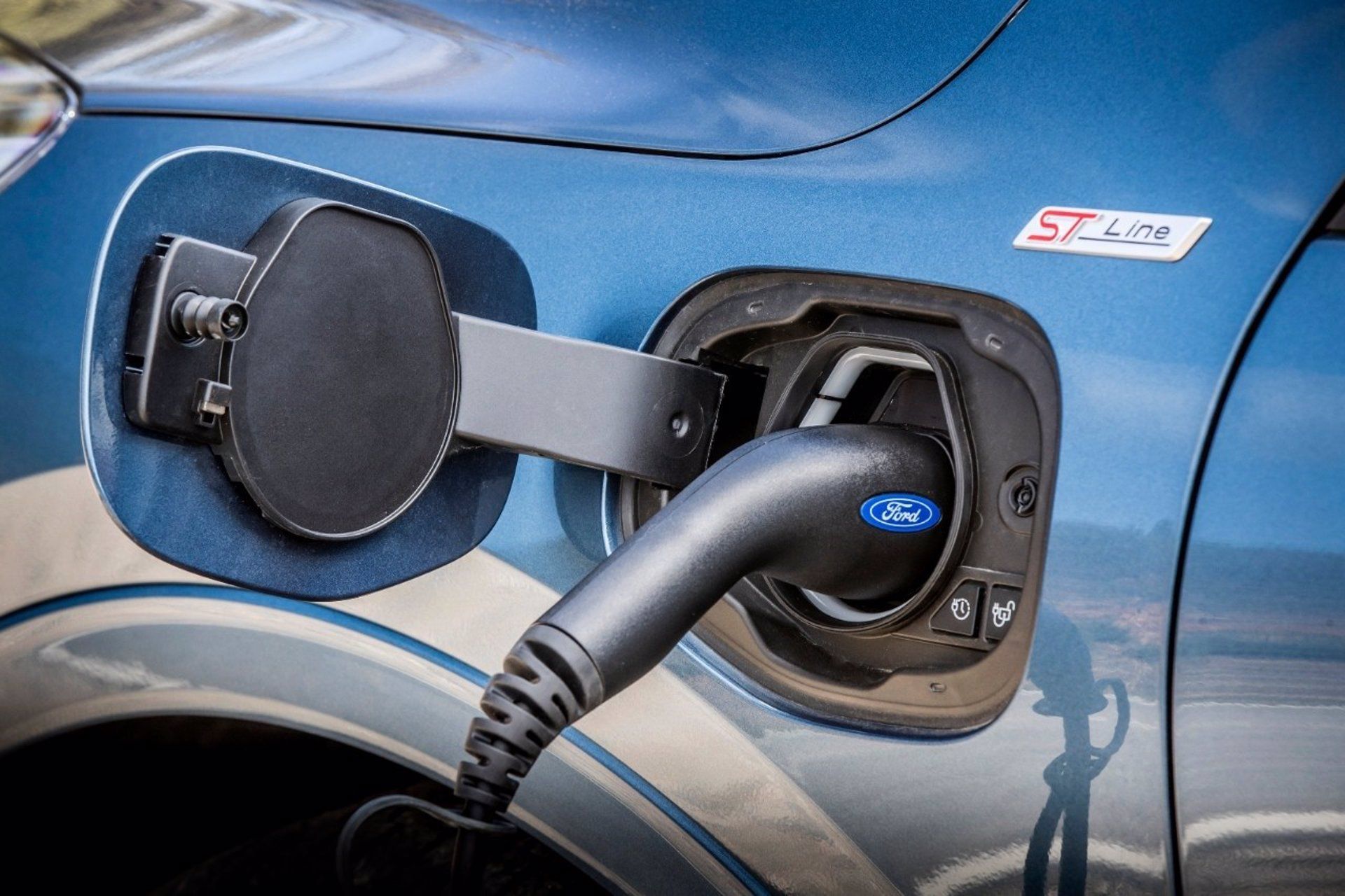 Imagen del Ford Kuga ST Line X Plug In Hybrid.   FORD   Archivo