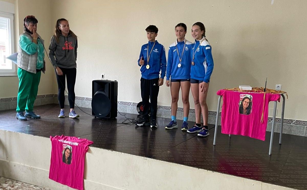 Benavente Atletismo triunfa en competiciones internacionales y locales durante un intenso fin de semana deportivo