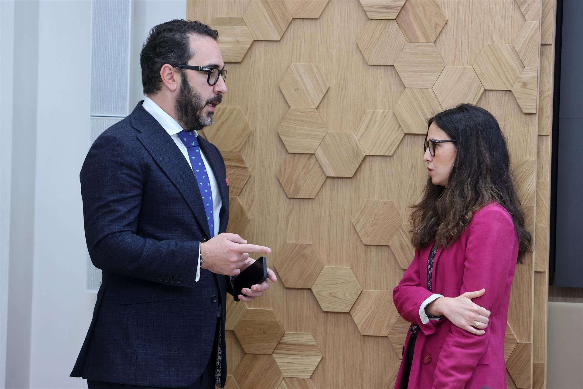 Víctor de Aldama, a su llegada para comparecer ante la comisión no permanente de investigación en el Parlament balear. Isaac Buj   Europa Press   Archivo