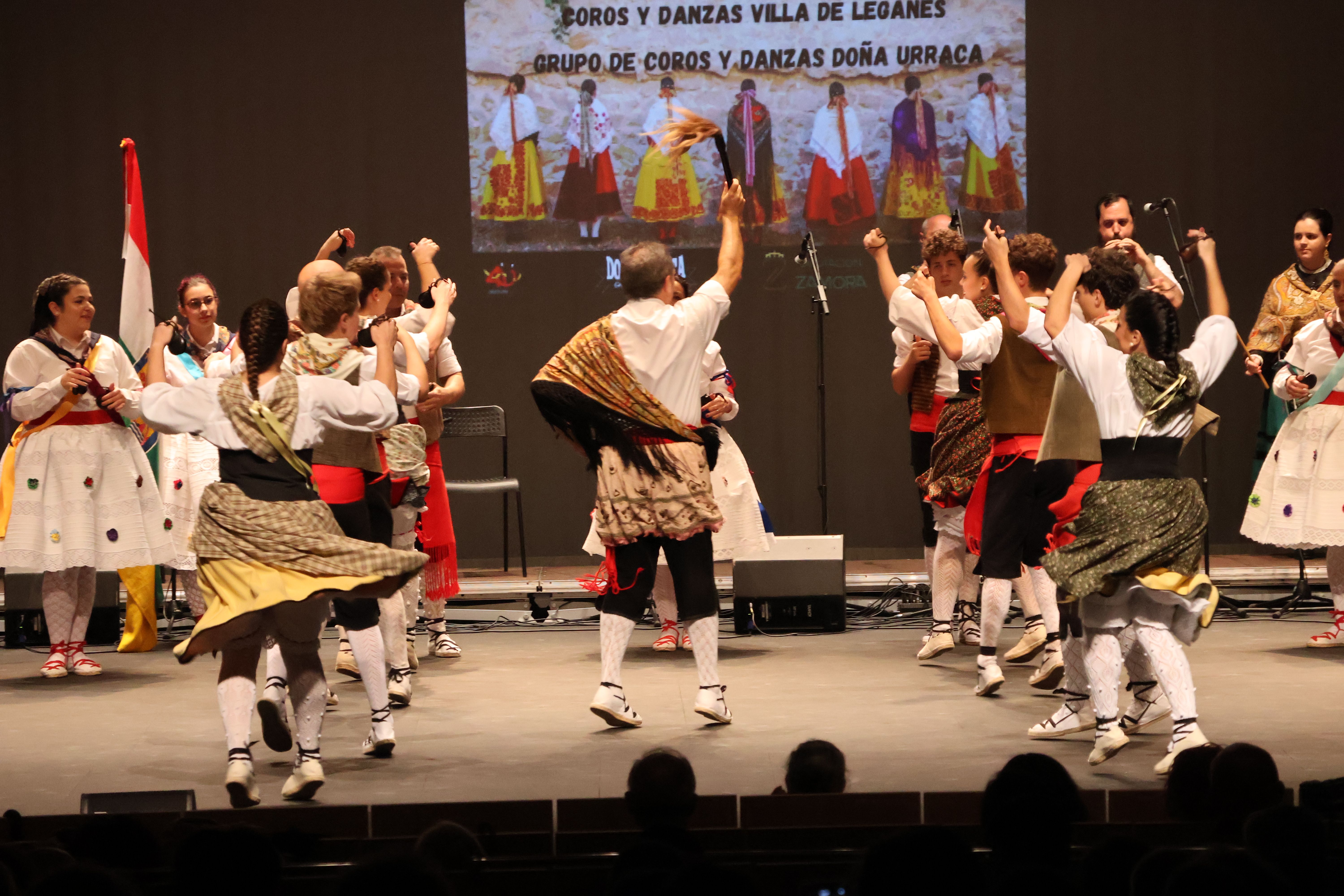 Festival Nacional de Folklore Doña Urraca 