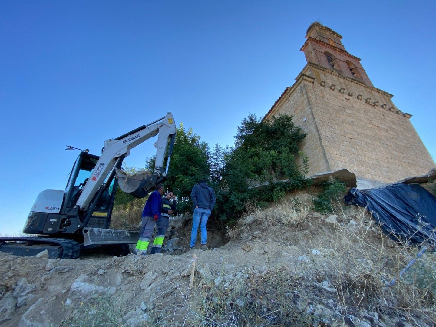 Salvar la iglesia de El Piñero tras el grave hundimiento, prioridad para el Obispado 