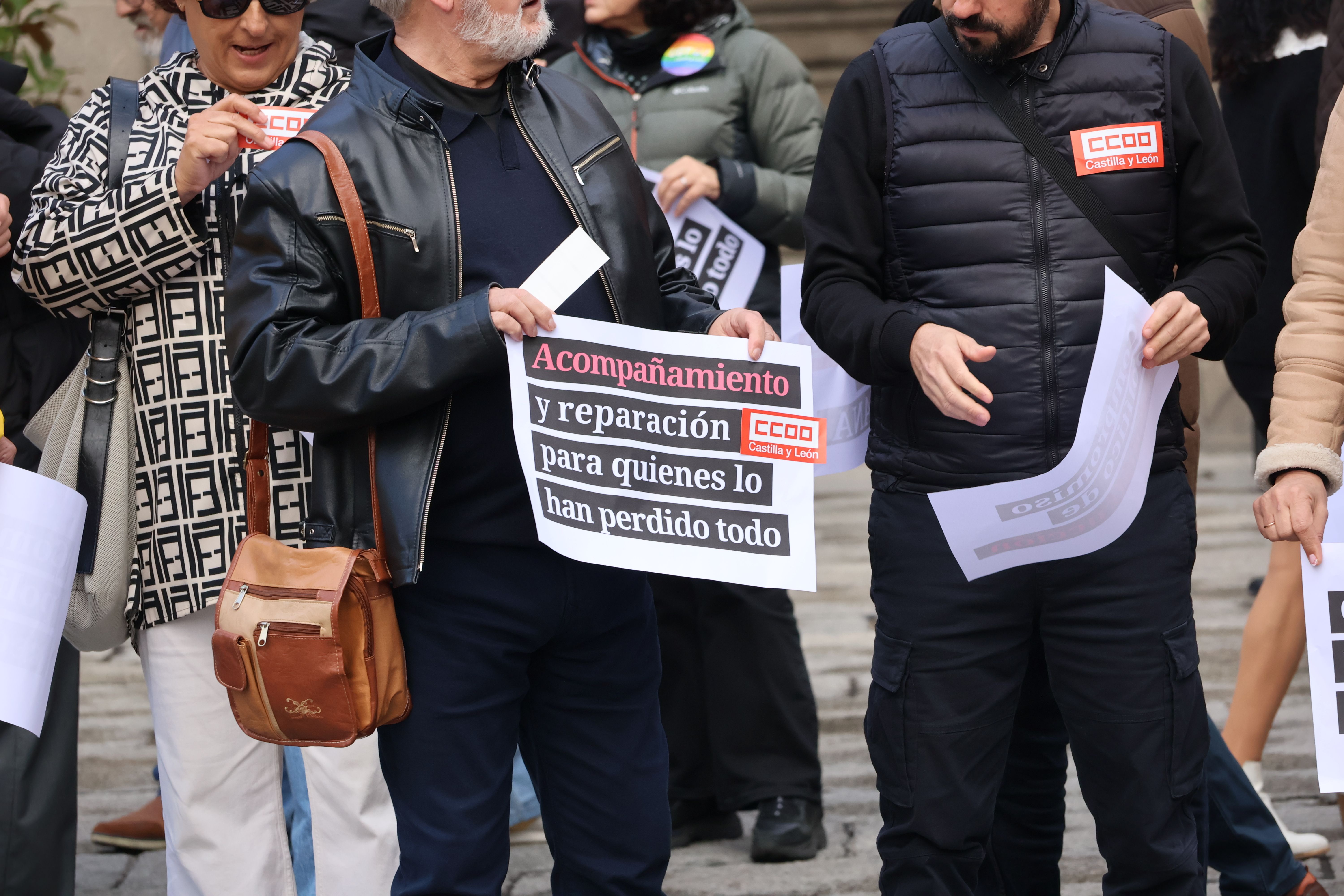 Manifestación de los sindicatos frente al Ayuntamiento (2)