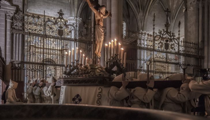 PRIMER PREMIO DOLOR EN LA CATEDRAL VICTOR OLIVENCIA CASTRO