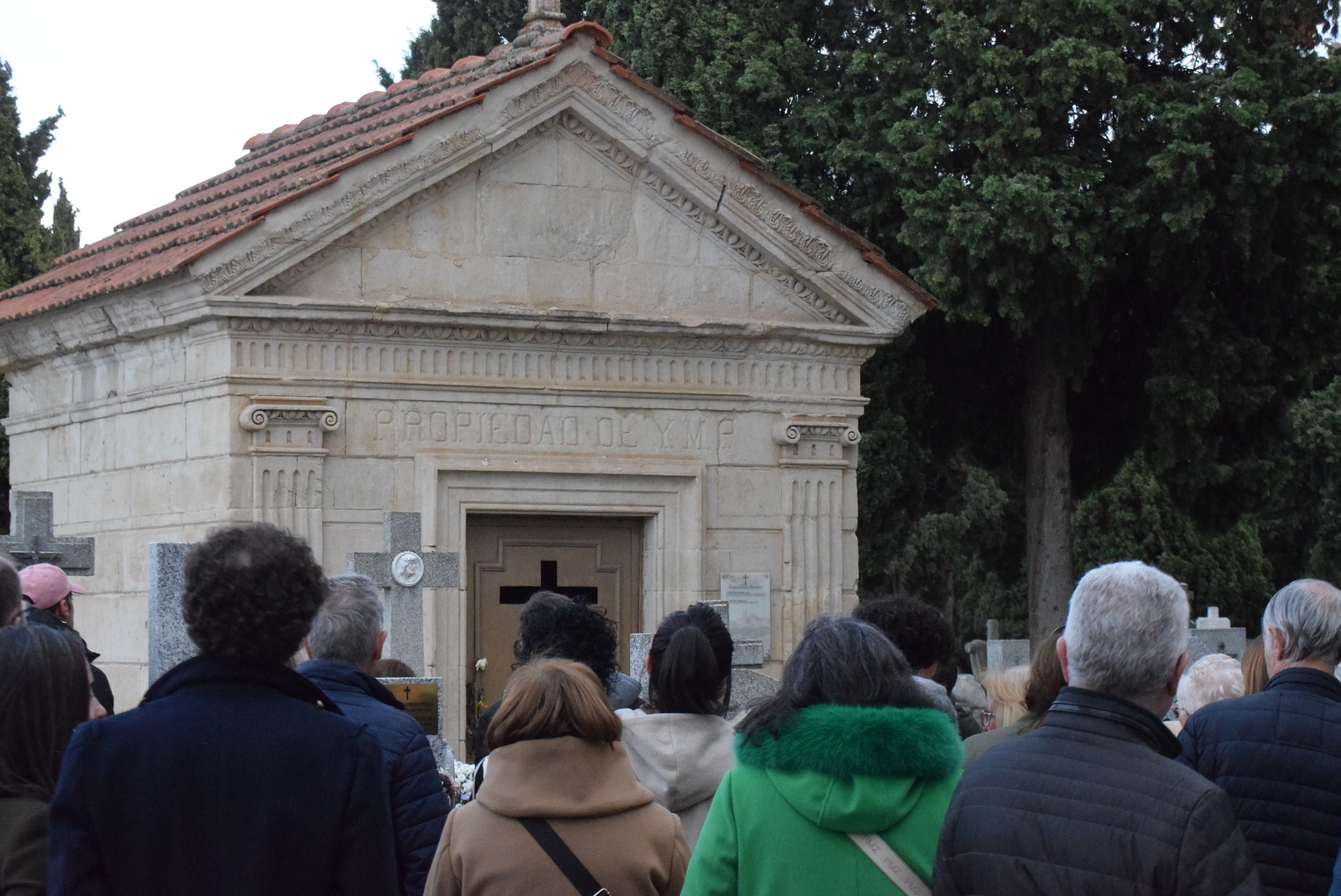 Ruta por el Cementerio Municipal de San Atilano