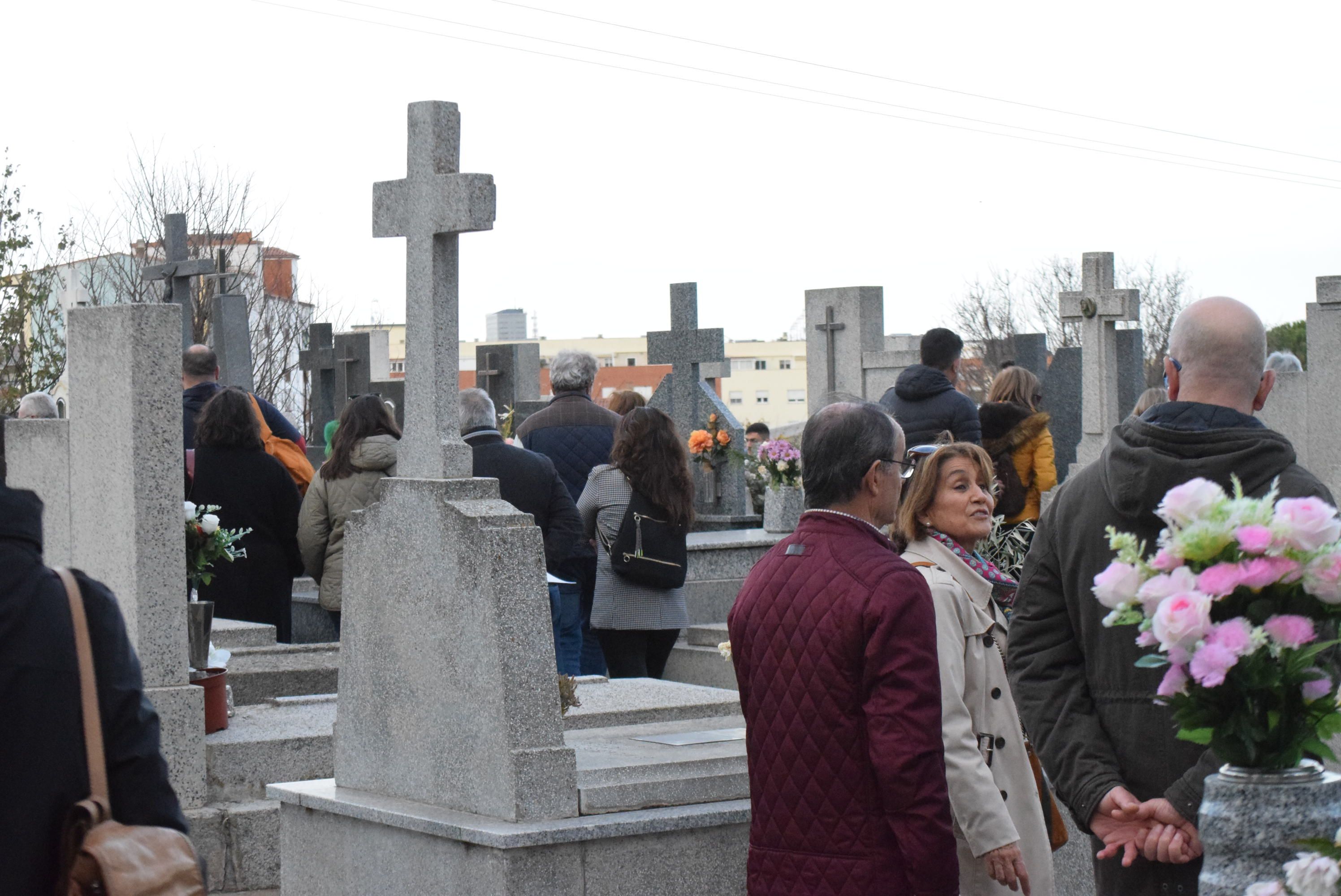 Ruta por el Cementerio Municipal de San Atilano