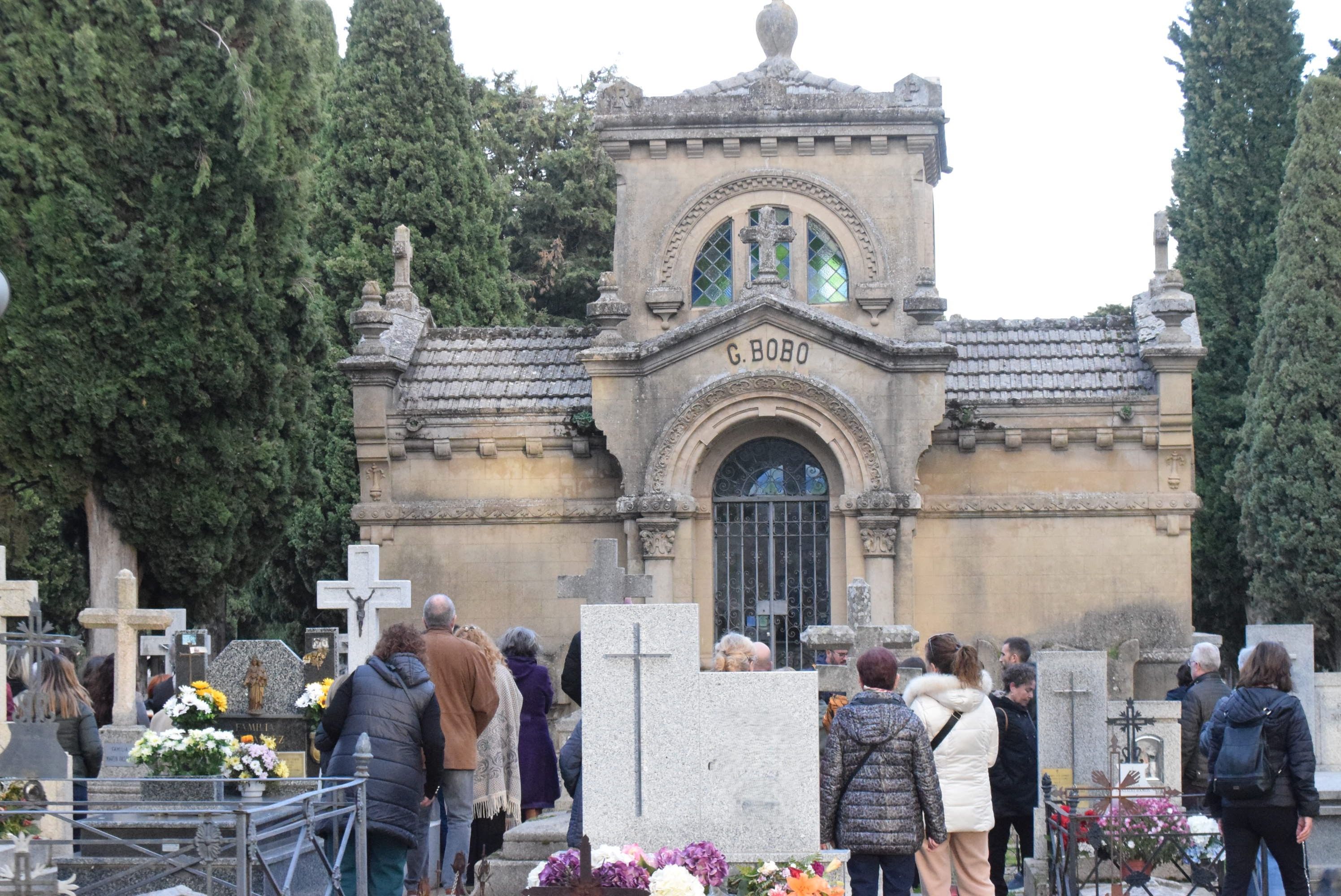 Ruta por el Cementerio Municipal de San Atilano