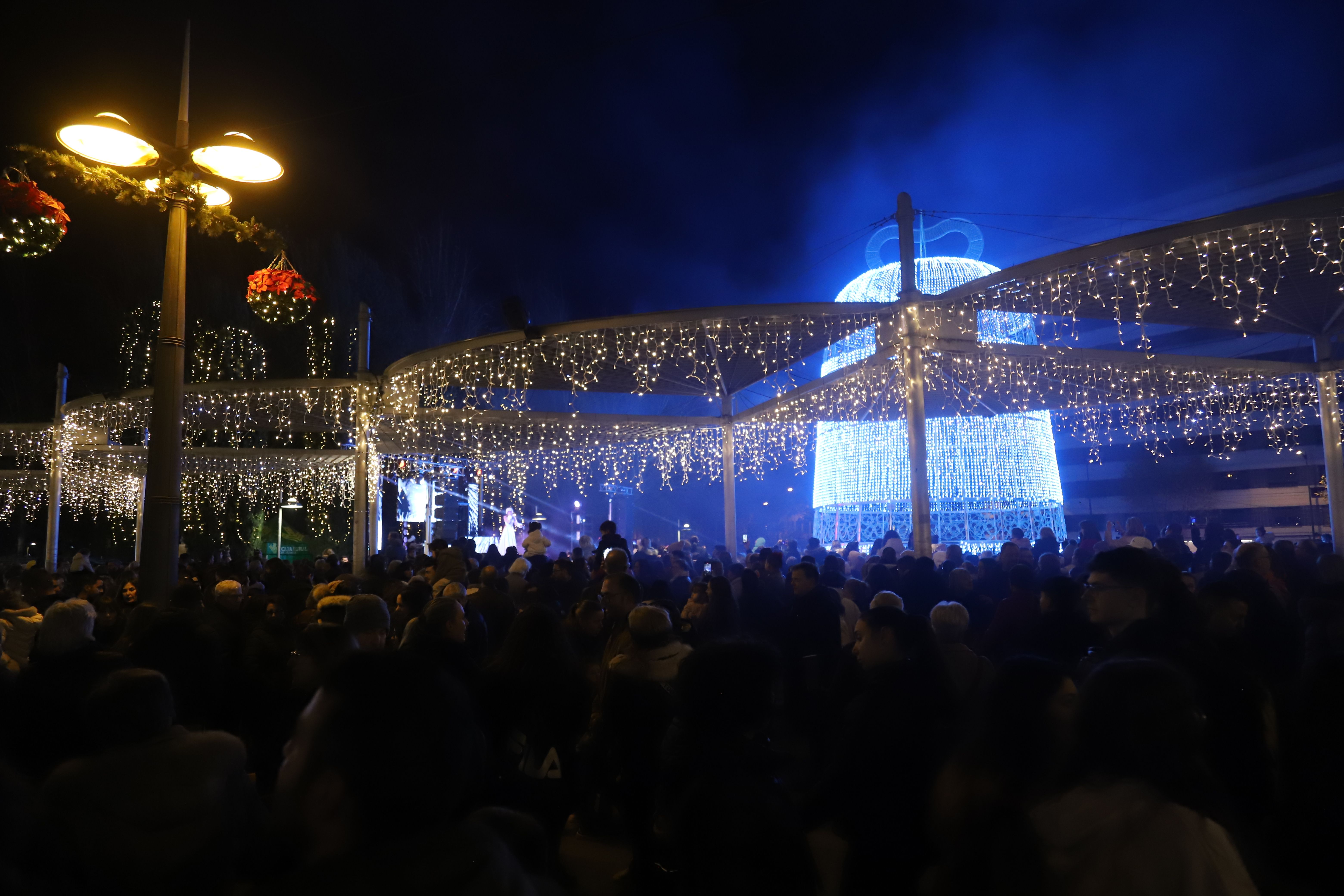 Encendido de la Plaza de los Sueños de Caja Rural 