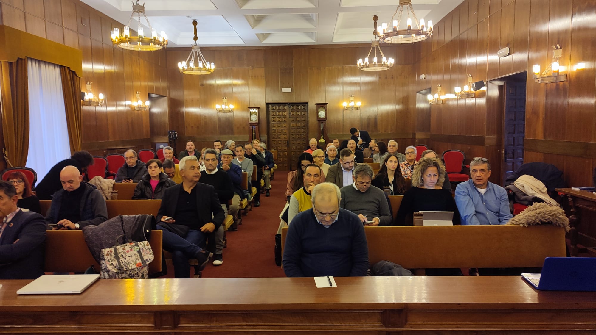 Jornada ‘Instrumentos para la lucha contra la despoblación en los pequeños municipios' en la Diputación (2)