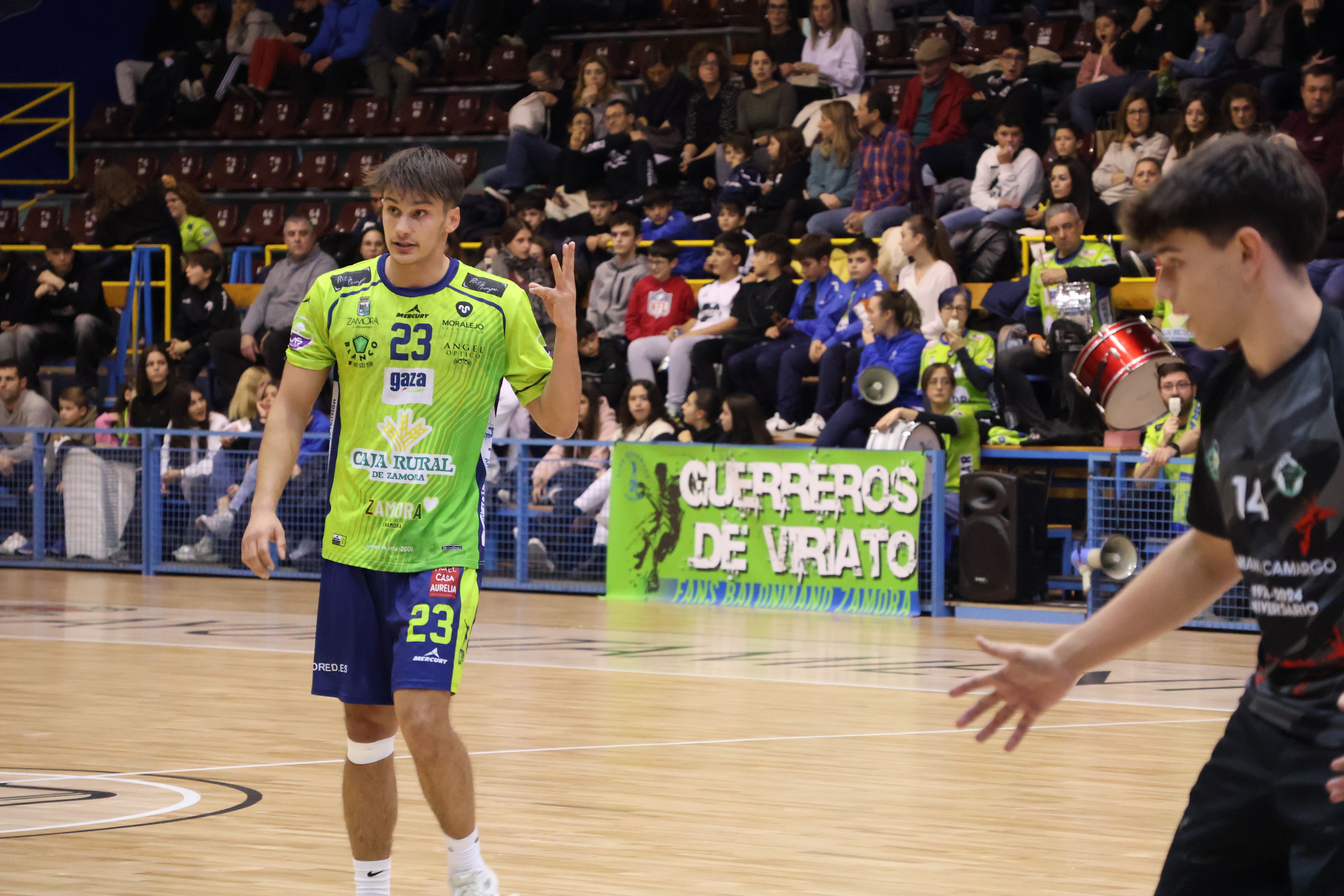 Balonmano Zamora-Balonmano Camargo