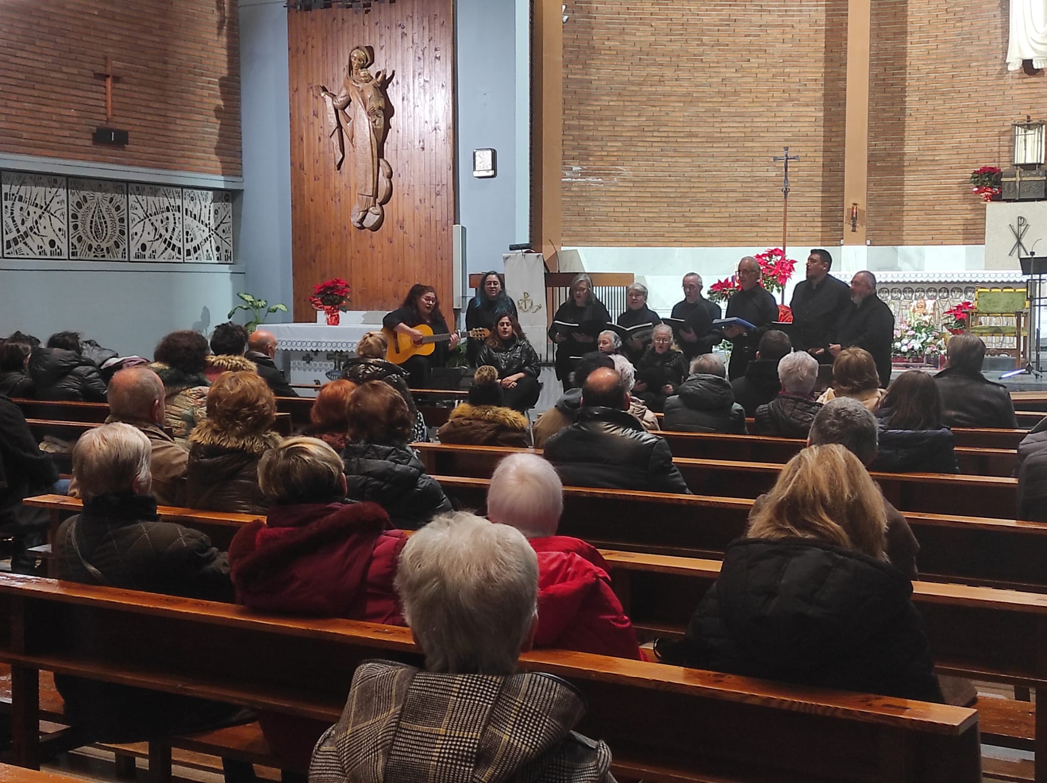 Asociación Cultural La Bigornia. Iglesia Cristo Rey, concierto Navidad.