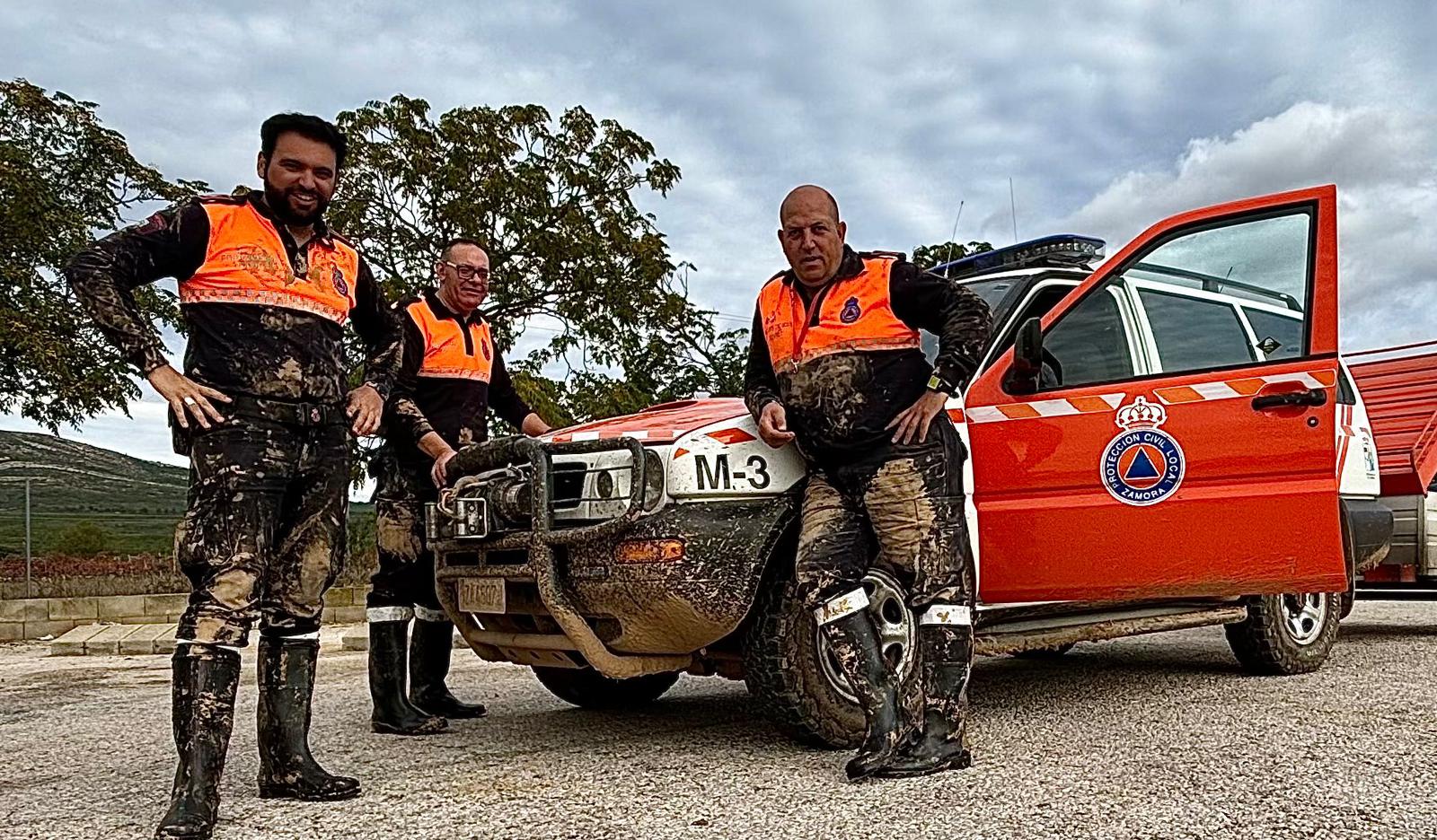 Tres voluntarios de Protección Civil Zamora, galardonados con la Cruz al Mérito por su labor en Valencia