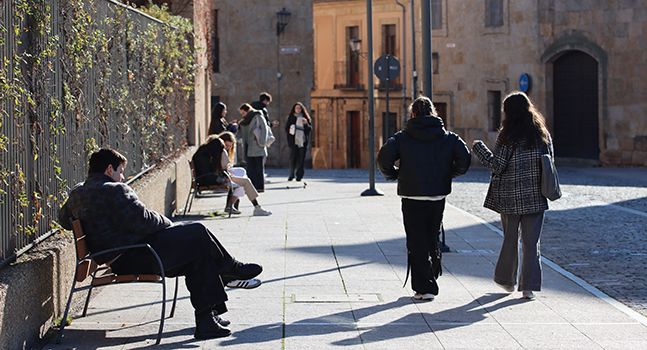 La Universidad de Salamanca pone en marcha un nuevo programa de voluntariado de Educación para el Empleo