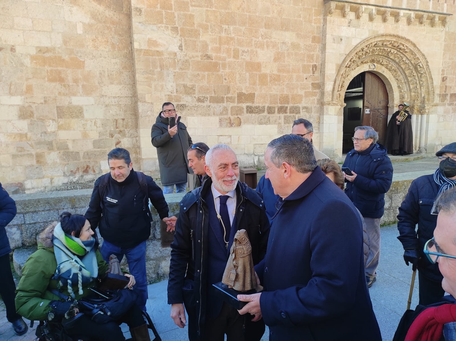 Inauguración de la escultura en honor a Ricardo Flecha en Olivares