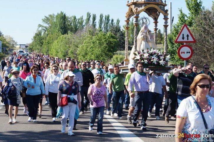  Miles de personas disfrutaron del buen tiempo en la Romería del Cristo de Morales 