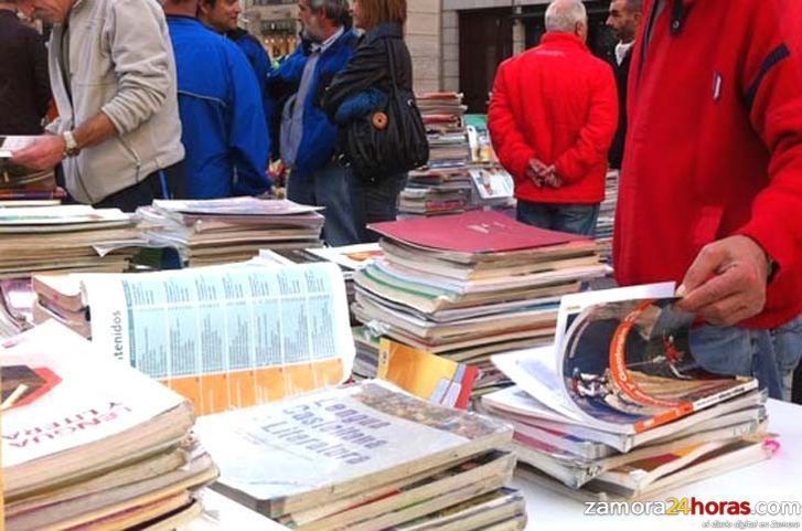  La Asamblea Vecinal de Zamora repite la iniciativa de intercambio de libros de texto 