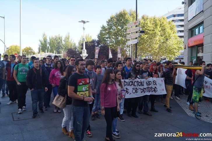  Aumenta el seguimiento de la huelga estudiantil en Zamora y sigue siendo el más alto de Castilla y León 