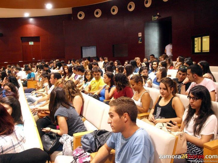  Uno de cada tres estudiantes perdió su beca en el primer año de carrera 