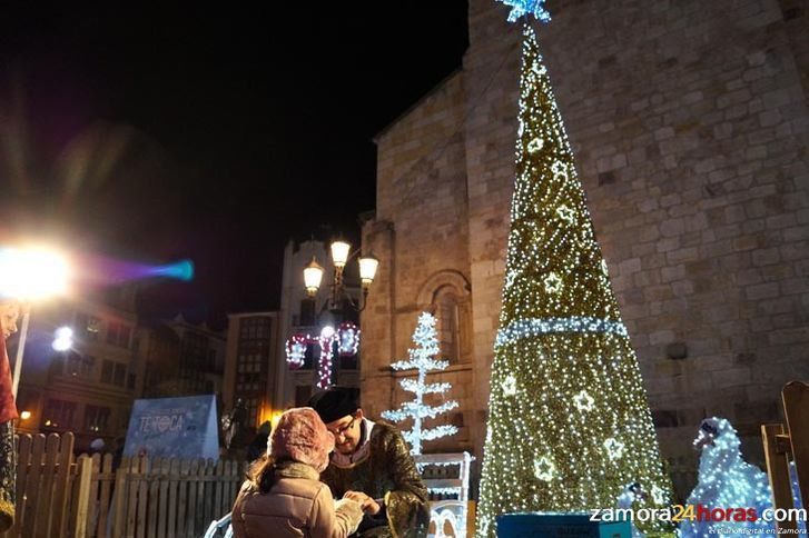  El Ayuntamiento mejorará la iluminación navideña y la ambientación en las calles 