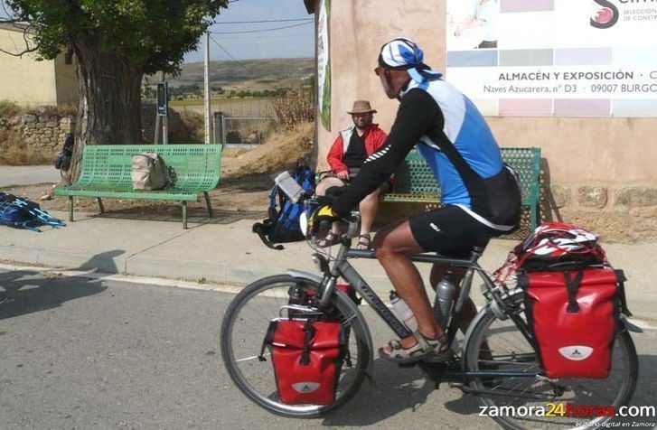  El casco en la bici, obligatorio en todas las vías con la reforma de la Ley de Tráfico 