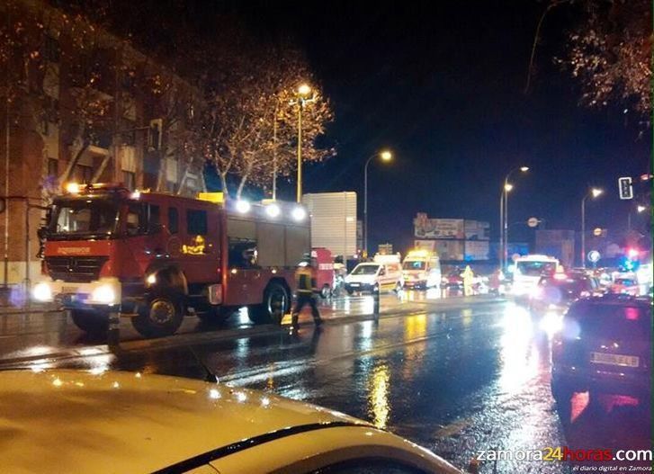  Al menos un herido en una colisión entre dos turismos en Cardenal Cisneros 