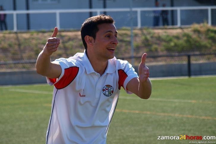  Roberto Aguirre podría recuperar la figura de segundo entrenador 