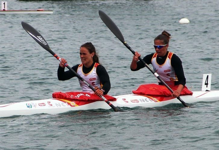  Eva Barrios se clasifica para la final del K2 500 en la Copa del Mundo de Milán 