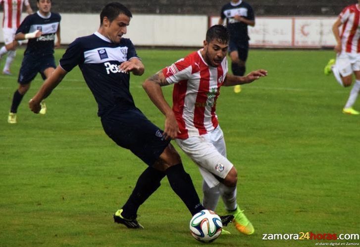  El Zamora CF suma un punto que sabe a poco en Luanco ante el Marino (0-0) 