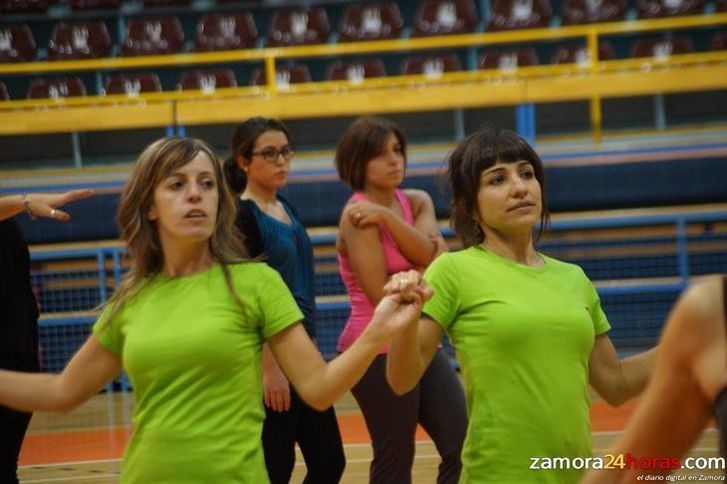  Bachata y Zumba a favor de la asociación Compartimos Contigo 