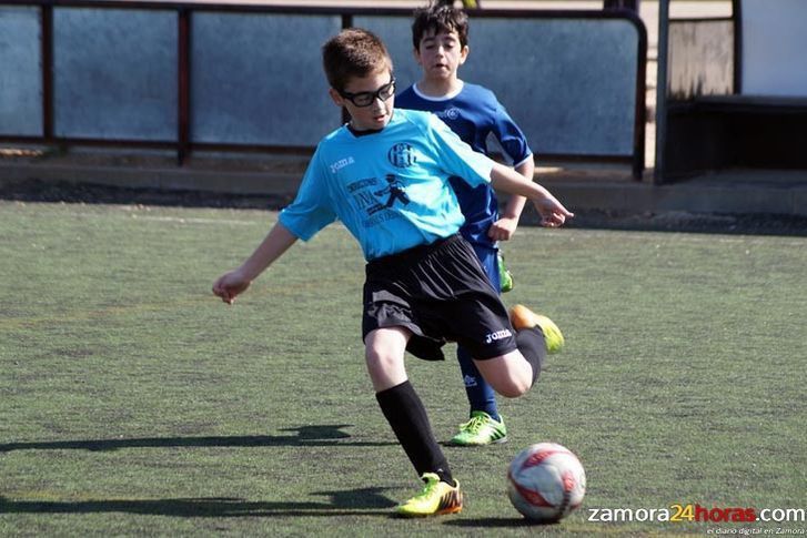  La Amistad 2.000 organiza un torneo benjamín-alevín con algunas de las mejores canteras de la región 