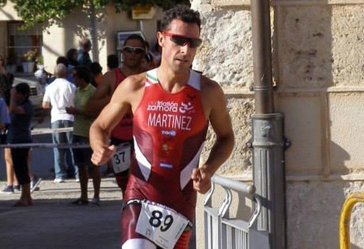  Alfonso Martínez debuta en la categoría élite del Triatlón buscando en Murcia un billete al Nacional 